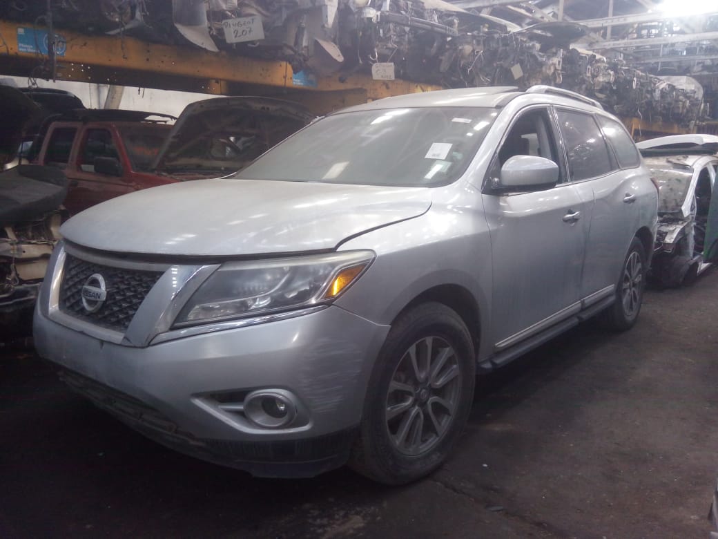  Nissan PATFHINDER 2014    EN DESARME
